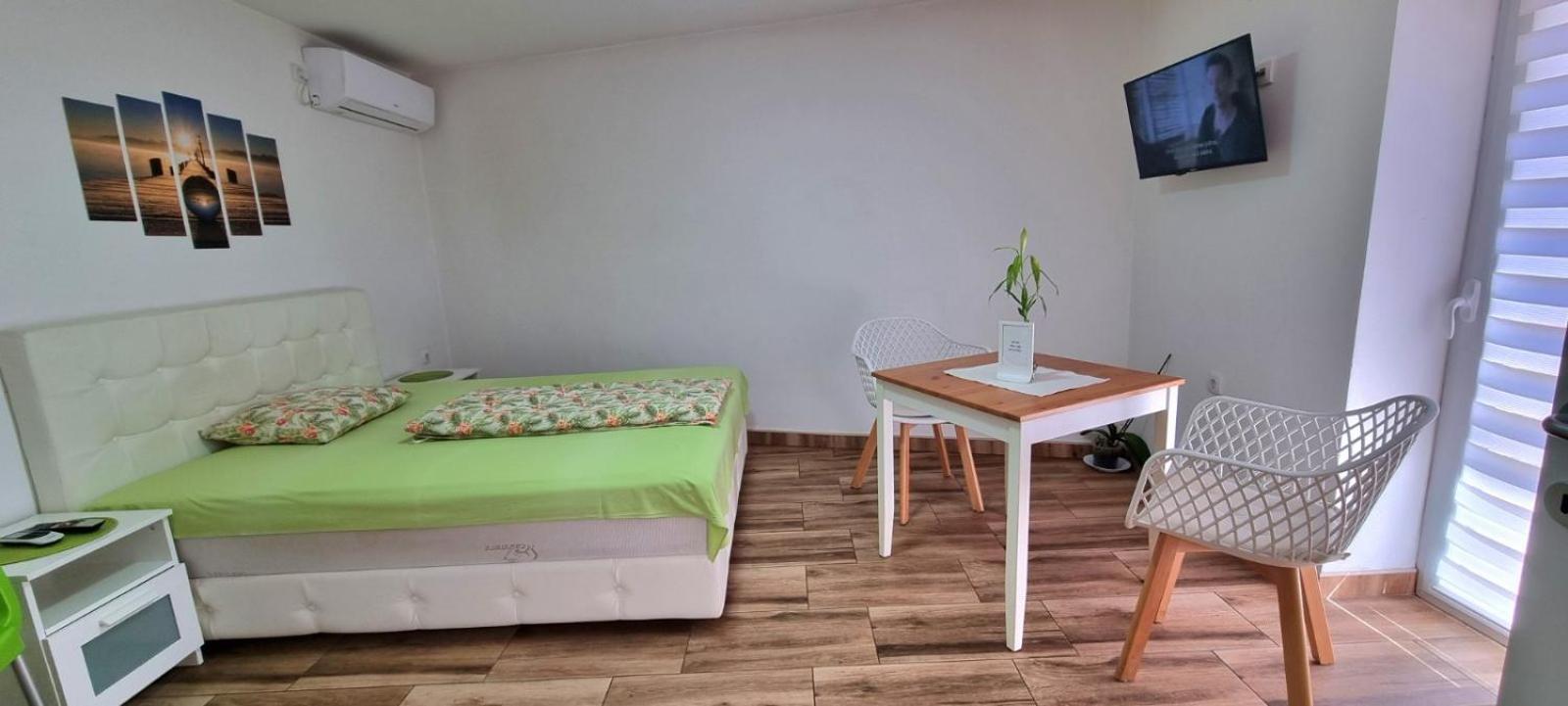 "My Life" Luxury River Apartments Ni Exterior foto