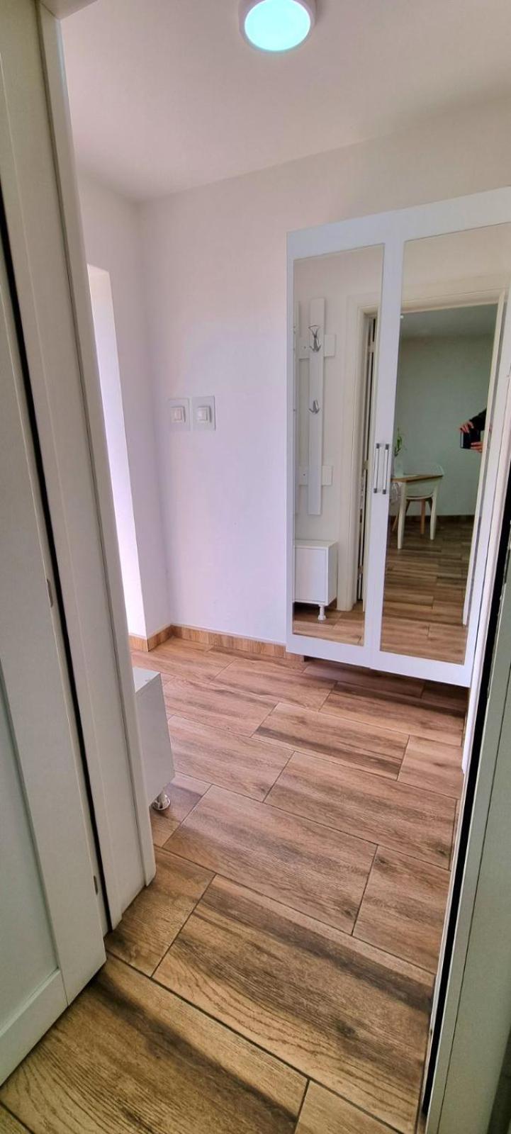"My Life" Luxury River Apartments Ni Exterior foto